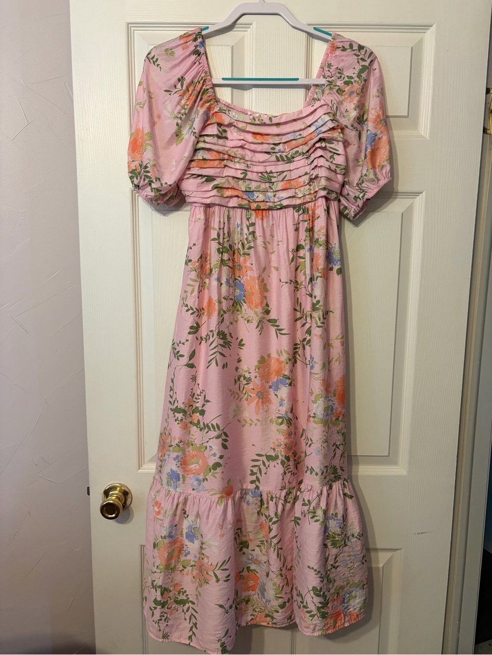 Pink Floral Pleated Bust Puff Sleeve Midi Dress